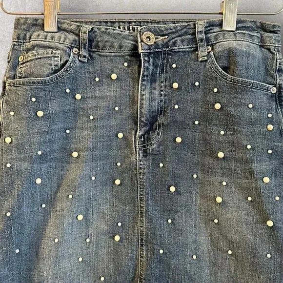 Hydraulic Jean skirt Tribeca mid rise womens denim skirt size 10 with pearls - Picture 3 of 12